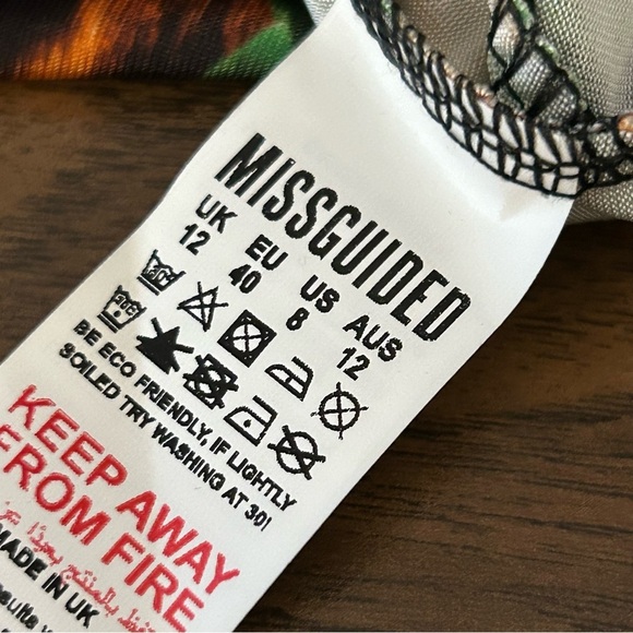 ❤️ MISSGUIDED Tropical Print Long Sleeve Top 8 - Picture 8 of 13